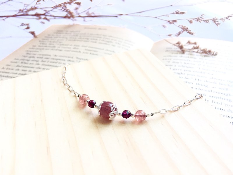 Ops Strawberry crystal Garnet bracelet-草莓晶/纯银/桃花/石榴 - 手链/手环 - 宝石 粉红色