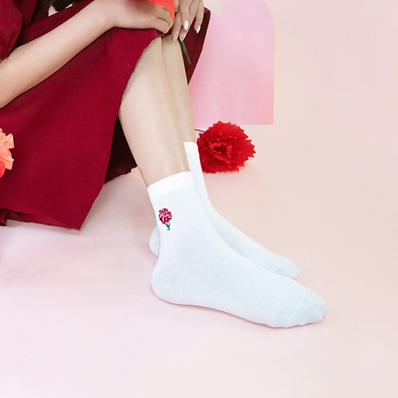 【像花一样美的你】刺绣中筒袜 I 台湾原创设计袜子 / Z0016 - 袜子 - 棉．麻 白色