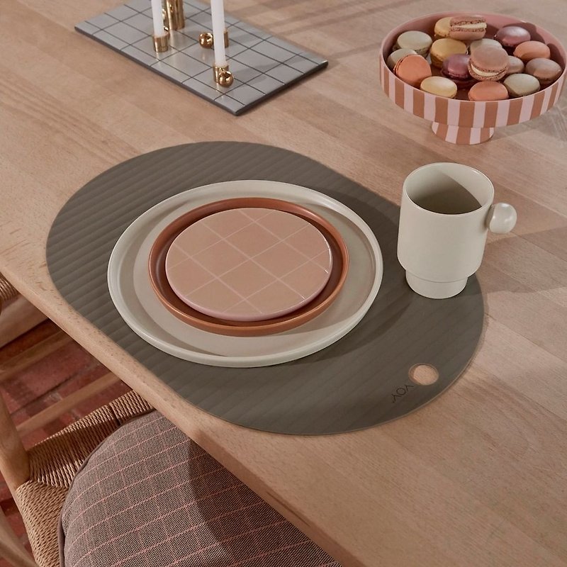 椭圆形硅胶餐垫 / 橄榄绿 (2入组) - 餐垫/桌巾 - 硅胶 多色
