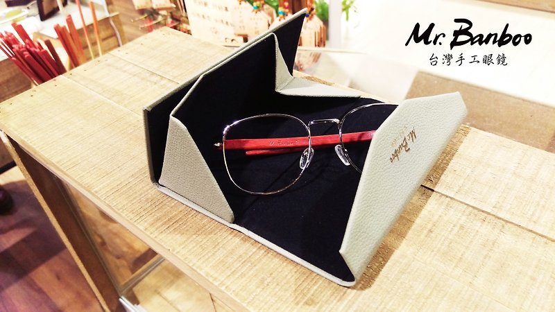 Mr.Banboo【手工折叠 眼镜盒】 - 眼镜/眼镜框 - 真皮 银色