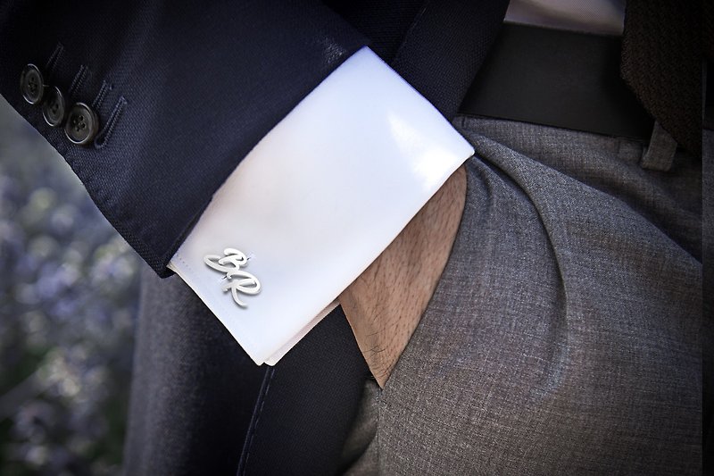 初始袖扣鈕扣--男士结婚袖扣 结婚袖扣 - 個性化袖扣刻有首字母 - 袖扣 - 纯银 银色