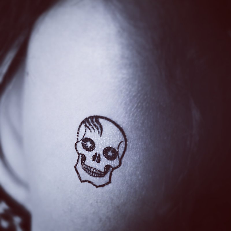OhMyTat 手臂位置骷髅头刺青图案纹身贴纸 (2枚) - 纹身贴 - 纸 黑色