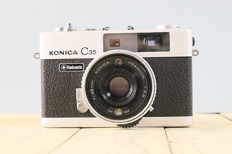 【完動品】オールドフィルムカメラ コニカ  KONICA C35 flashmatic S/N 744041  m037 - 相机 - 其他金属 黑色