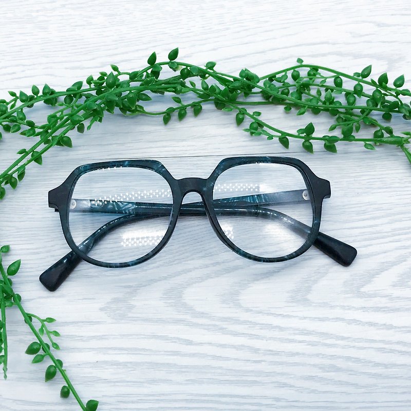 首办 复古琉璃皇冠型眼镜框 五枚蝶番铰链 日本手造 - 眼镜/眼镜框 - 其他材质 绿色