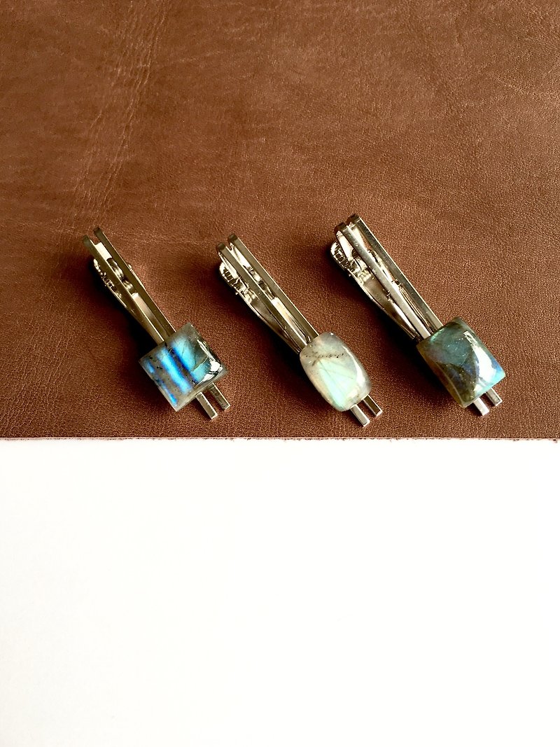 Labradorite Necktie-pin - 胸针 - 宝石 蓝色