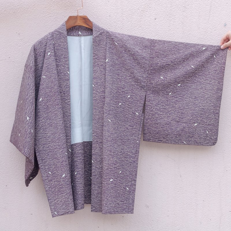 古着和服 / 正绢烟紫色河流叶子纹羽织 - 女装休闲/机能外套 - 丝．绢 紫色