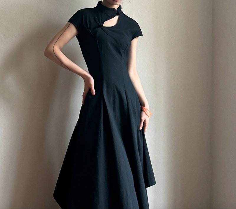 新中式复古 镂空不对称设计改良旗袍 - 洋装/连衣裙 - 其他材质 黑色