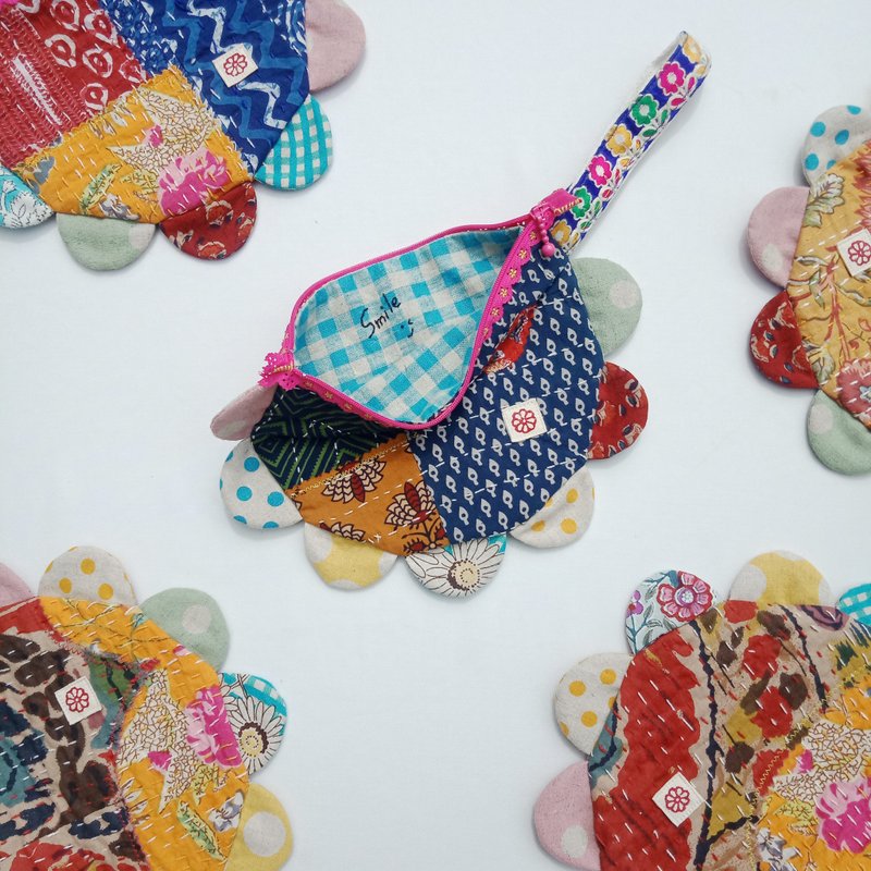 Bloom Bloom Bag 印度棉拼贴花手拿包 - 手拿包 - 棉．麻 