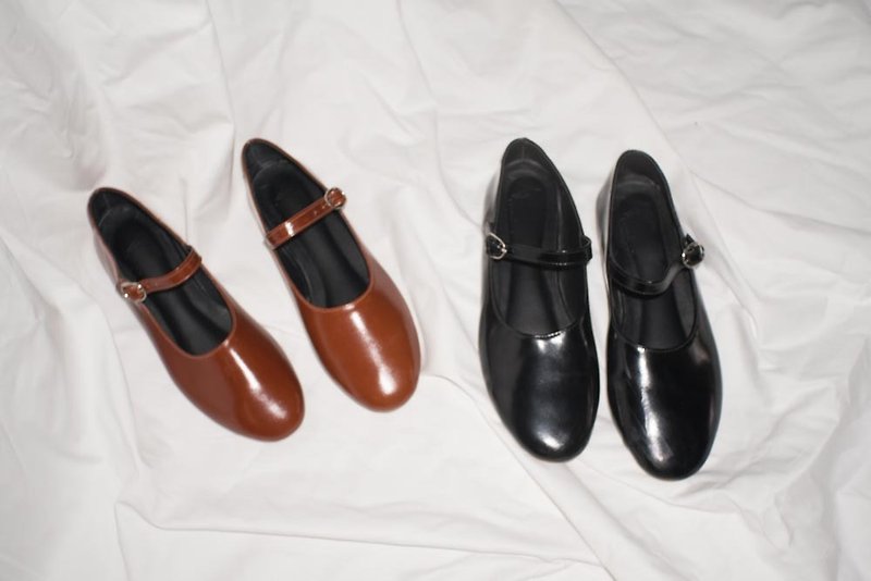 Mary Jane Shoe - 女款皮鞋 - 其他材质 