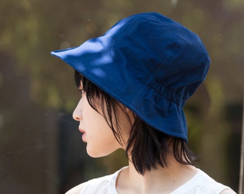 藍染ポプリンチューリップハット　Mサイズ【OrganicCotton】 - 帽子 - 其他材质 