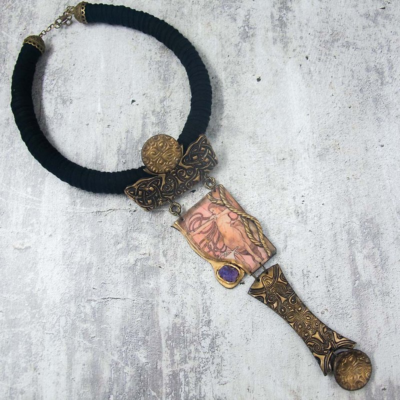 zodiac jewelry Statement necklace Bib necklace Sagittarius necklace - 项链 - 塑料 多色
