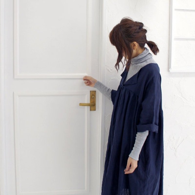 【armoire*】薄リネン100％オープンカラーＴラインワンピース＊ネイビー - 洋装/连衣裙 - 棉．麻 蓝色