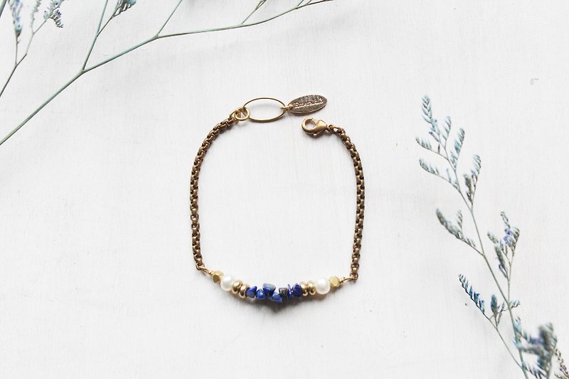 9月诞生石-Lapis lazuli不规则青金石珍珠微笑系列铜手链 - 手链/手环 - 宝石 蓝色