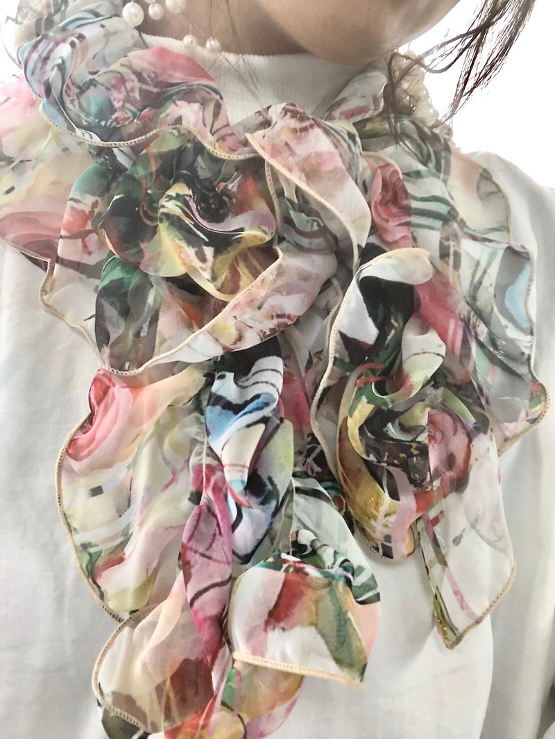 バレット 京都 花柄プリントのシャーリングスカーフ 日本製 シワになりにくいソフトなシフォン素材使用 ご家庭で洗濯可能 ギフトにも最適 - 丝巾 - 聚酯纤维 粉红色