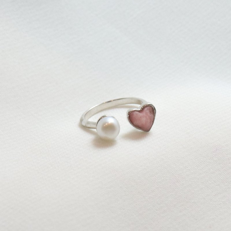 miniheart ring with pearl - 戒指 - 其他材质 银色