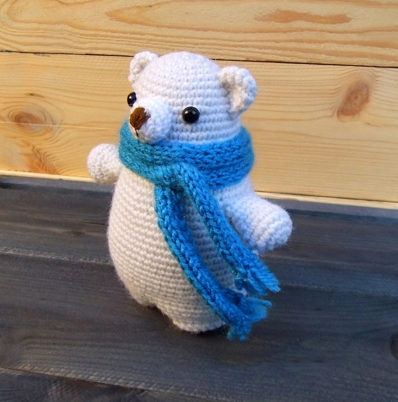 Polar stuffed bear amigurumi, crochet polar bear toy, stuffed animal amigurumi - 玩偶/公仔 - 压克力 白色
