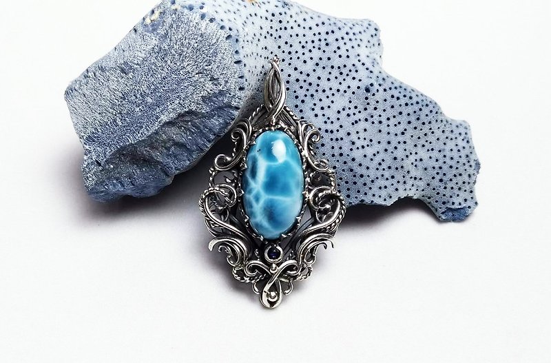 <纯银系列>深色拉利玛海纹石设计大坠 - 项链 - 宝石 蓝色