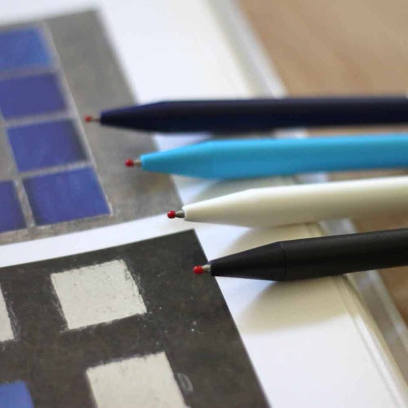 Radical EU 多彩胶墨笔 PREMEC  (G4A组合 白黑水蓝蓝) - 其他书写用品 - 塑料 多色