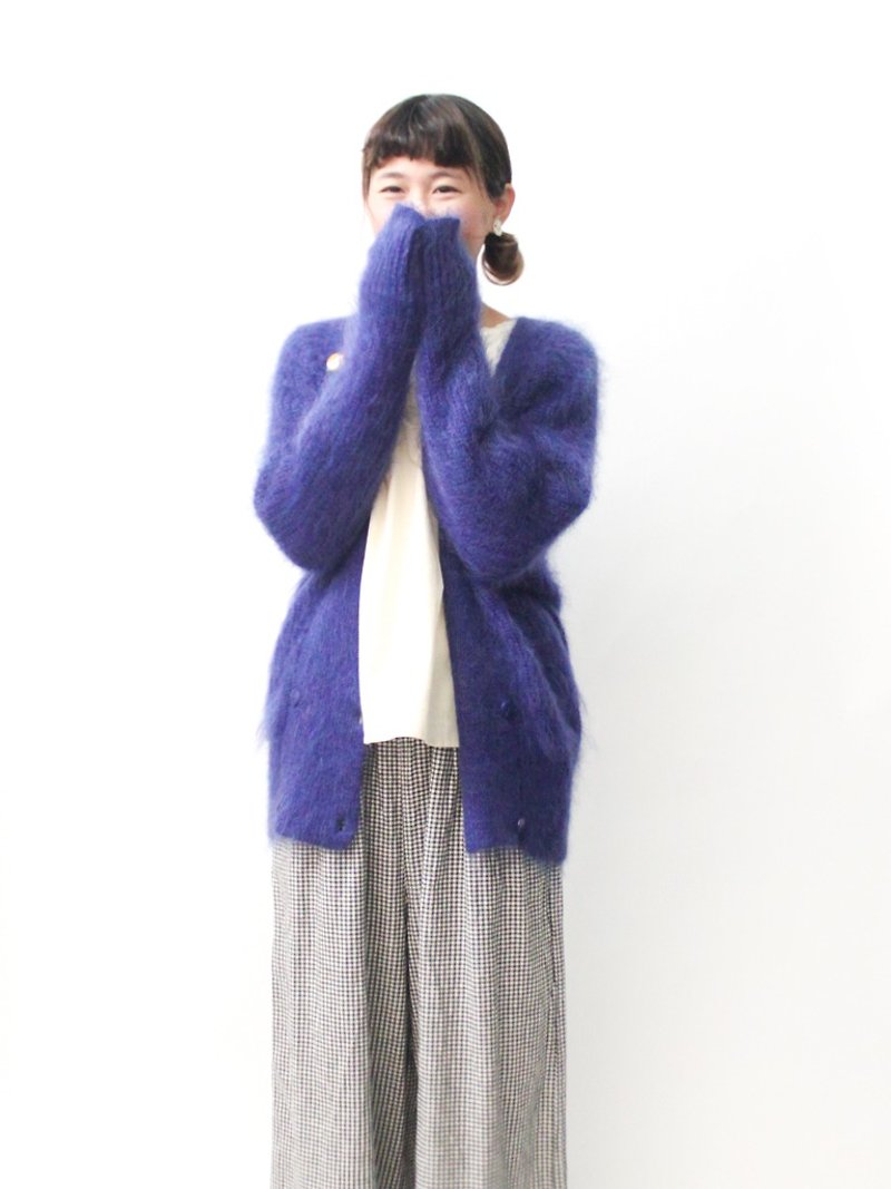 【RE1021SW145】秋日本制大人感复古蓝紫色宽松古着毛衣针织外套 - 女装针织衫/毛衣 - 羊毛 蓝色