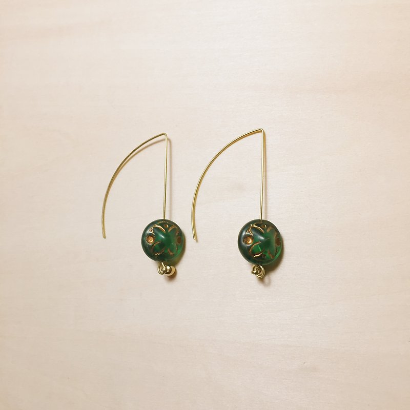 复古深绿琉璃线形耳环 - 耳环/耳夹 - 琉璃 绿色