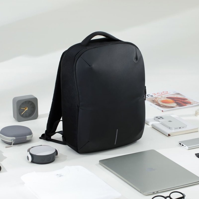 XD Design Eco Flex Backpack 环保多功能可扩展背包 - 后背包/双肩包 - 其他人造纤维 黑色