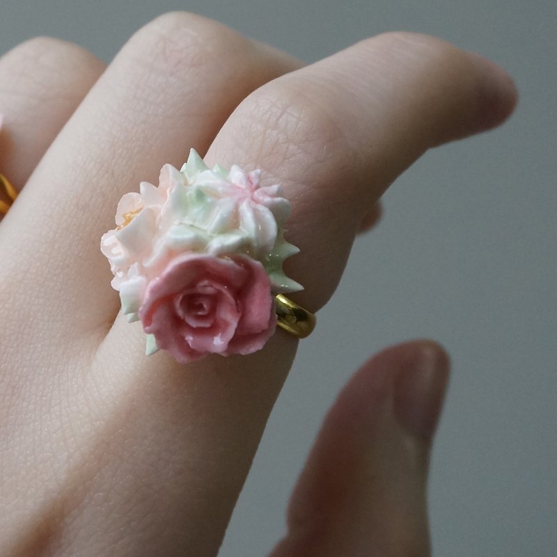 花束戒指 手工黏土裱花 可定制 - 戒指 - 粘土 粉红色