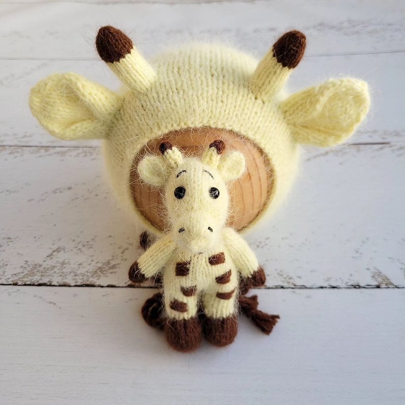 新生儿黄色长颈鹿帽与绒毛玩具，针织婴儿拍照道具 - 婴儿饰品 - 羊毛 黄色