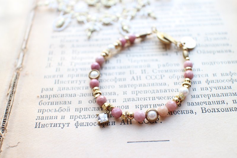 粉红甜心-锆石 红纹石 贝珠 黄铜手环 - 手链/手环 - 其他金属 粉红色