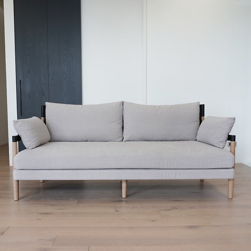Gentleman Sofa 绅士沙发 | 双人座 - 椅子/沙发 - 木头 灰色
