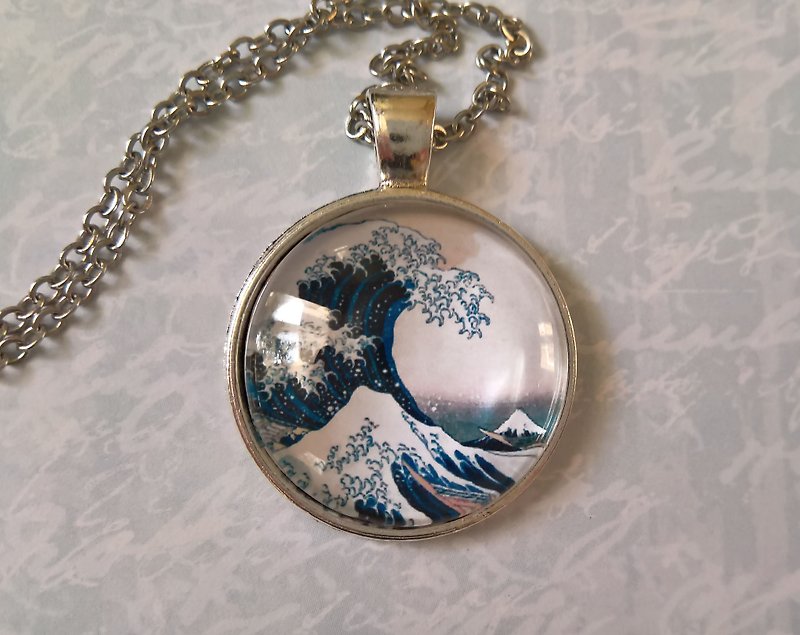 Hokusai Necklace The Great wave off Kanagawa pendant with chain - 项链 - 其他金属 