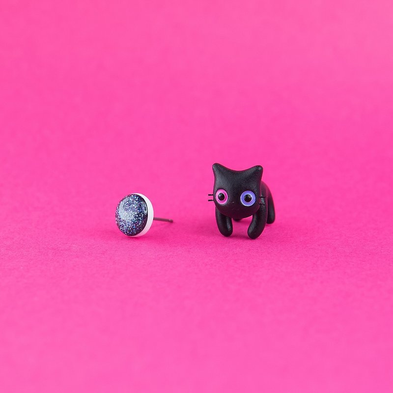 Black Cat - Polymer Clay Earrings, Handmade&Handpaited Catlover Gift - 耳环/耳夹 - 粘土 黑色