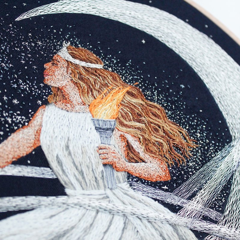 刺绣挂画"Artemis的夜晚" - 海报/装饰画/版画 - 棉．麻 蓝色