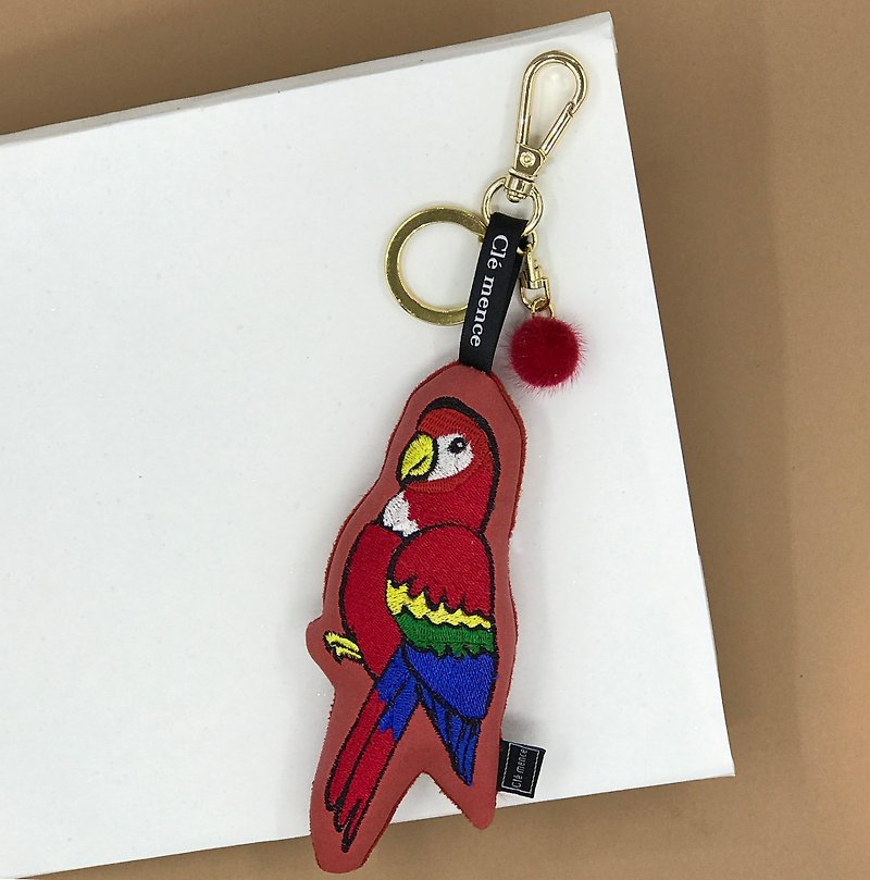 金刚鹦鹉  刺绣 吊饰 钥匙圈 手机擦拭 - 钥匙链/钥匙包 - 聚酯纤维 红色