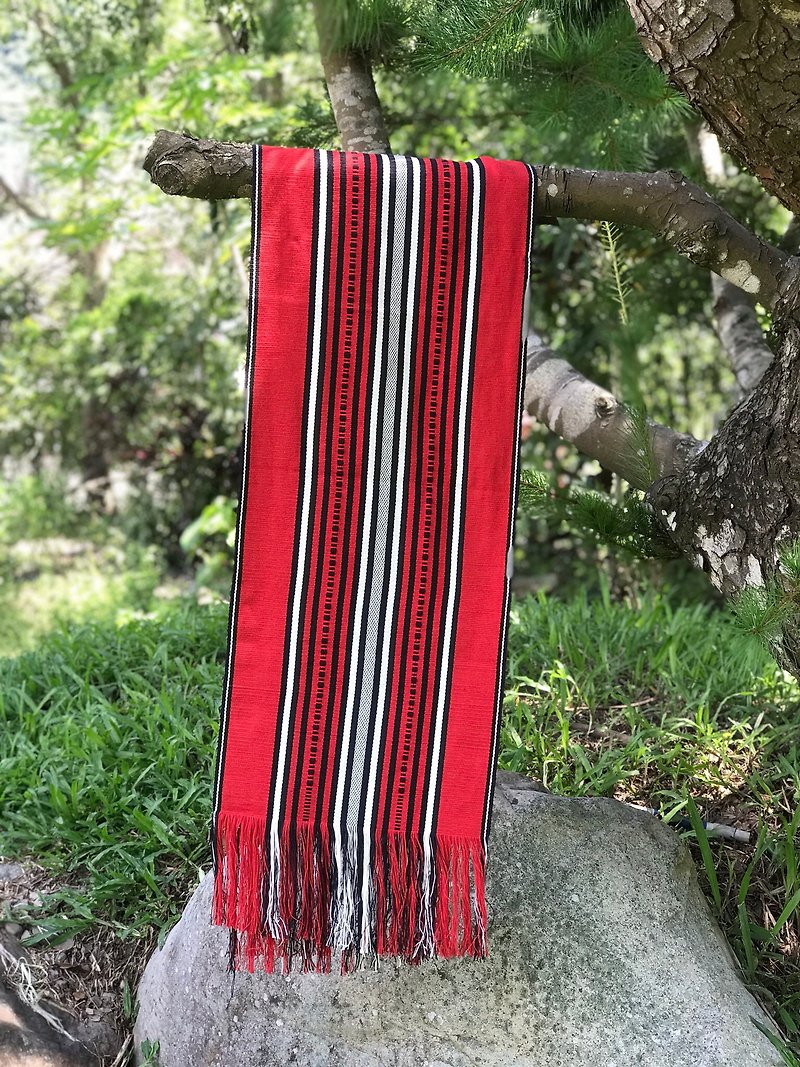 布同凡响-红白黑图腾精致手工艺桌巾/装饰织布 - 其他 - 棉．麻 红色