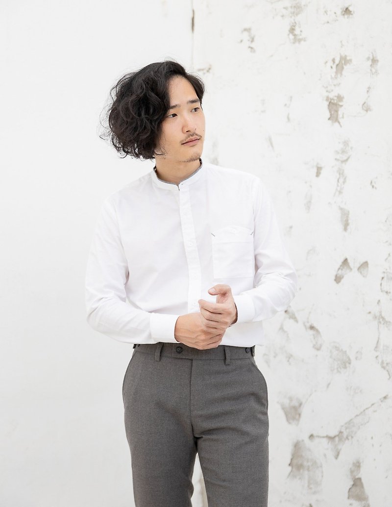 Stand up collar with grey trim shirt - 男装衬衫 - 棉．麻 白色
