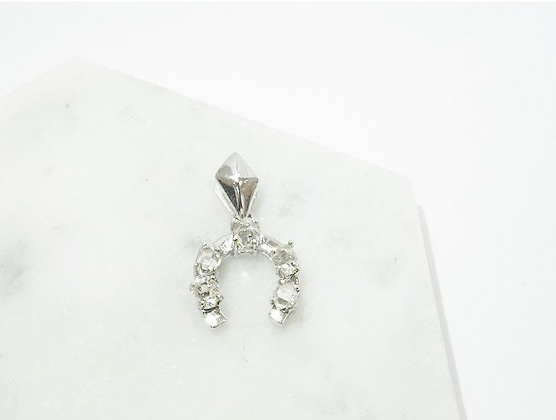 Edith & Jaz • 闪灵钻马碲造型纯银吊坠 - 项链 - 宝石 透明