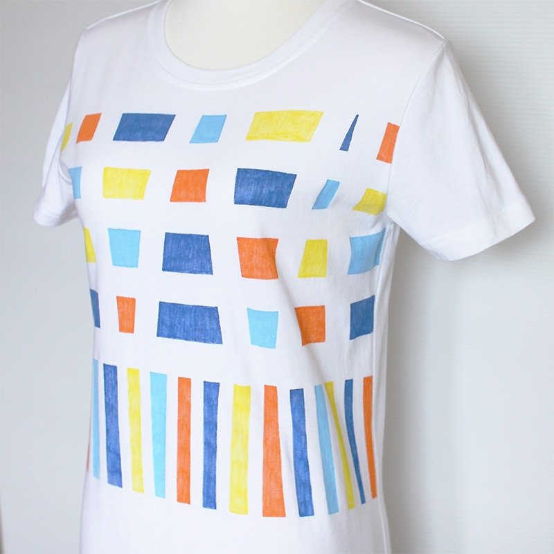 率性几何手绘长版T-shirt(只有一件) - 女装 T 恤 - 棉．麻 多色