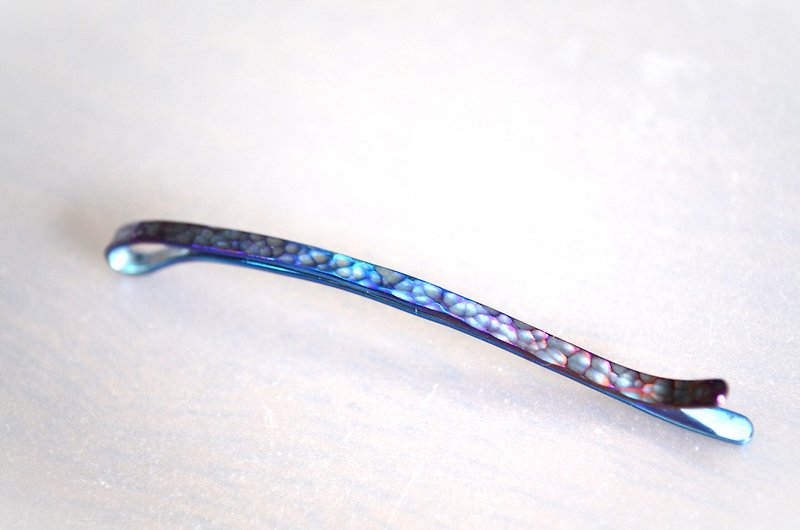 Titanium hairpin・71mm・少し大人の純チタンヘアピン・丸鎚目・紫・青・B - 发饰 - 其他金属 多色