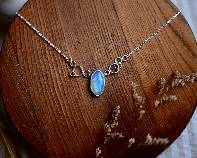 澳洲蛋白石纯银项链-柔美蓝水晶蛋白石 - 项链 - 宝石 蓝色