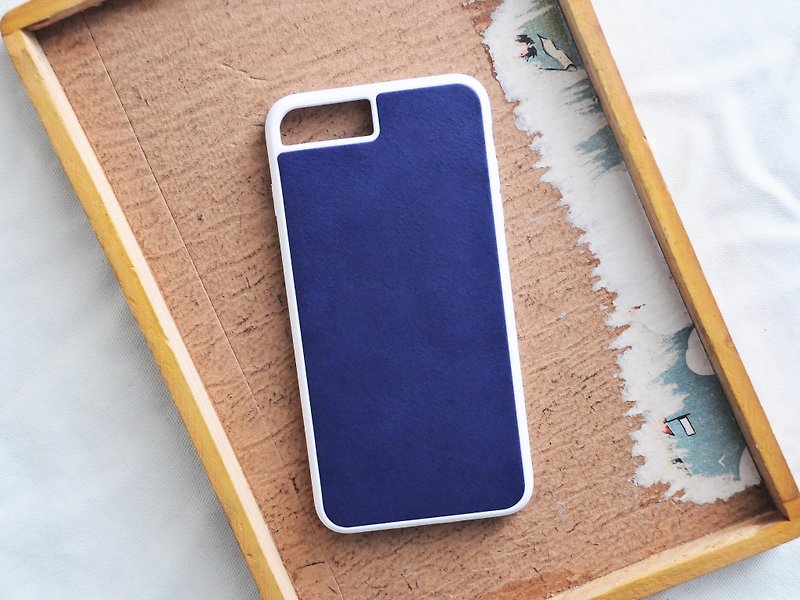 皮革手机殻 DIY材料包 iPhone15 Plus Xs Max Pro XR 植鞣革 刻名 - 手机壳/手机套 - 真皮 蓝色
