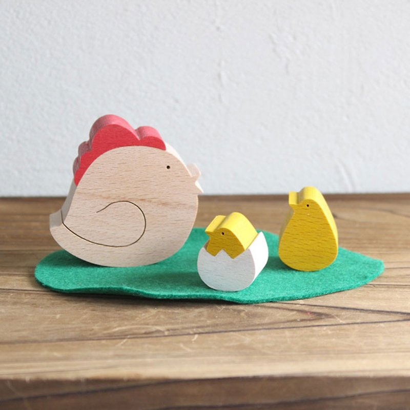 木のおもちゃ　とりの親子　鶏 とり 酉 鳥 誕生日 正月 ギフト 置物 インテリア 飾り 日本製 - 摆饰 - 木头 