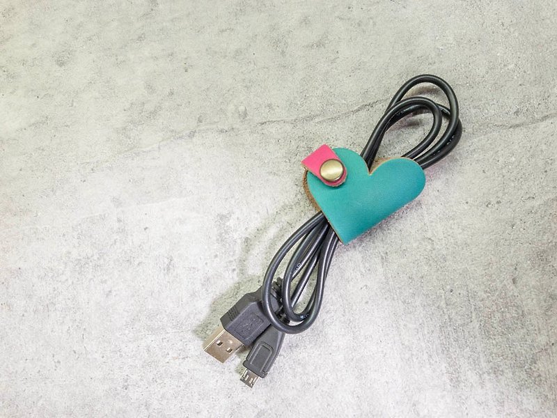 ONES　見せびらかしたいキャンディーカラー　ワンズハートコードリール　USBケーブルもOK　OHC-TP - 卷线器/电线收纳 - 真皮 蓝色