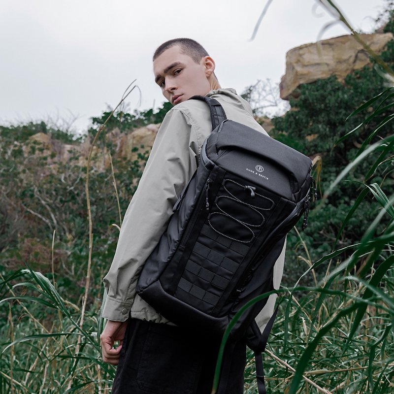 【香港品牌】后背包 运动包 远足 旅行 防泼水尼龙 环保材料 Apex - 后背包/双肩包 - 防水材质 黑色