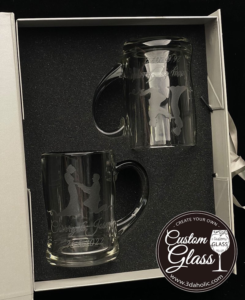 【定制化订制】啤酒杯雕刻(一对)连礼盒 – 心意字句/人名雕刻 - 酒杯/酒器 - 玻璃 透明