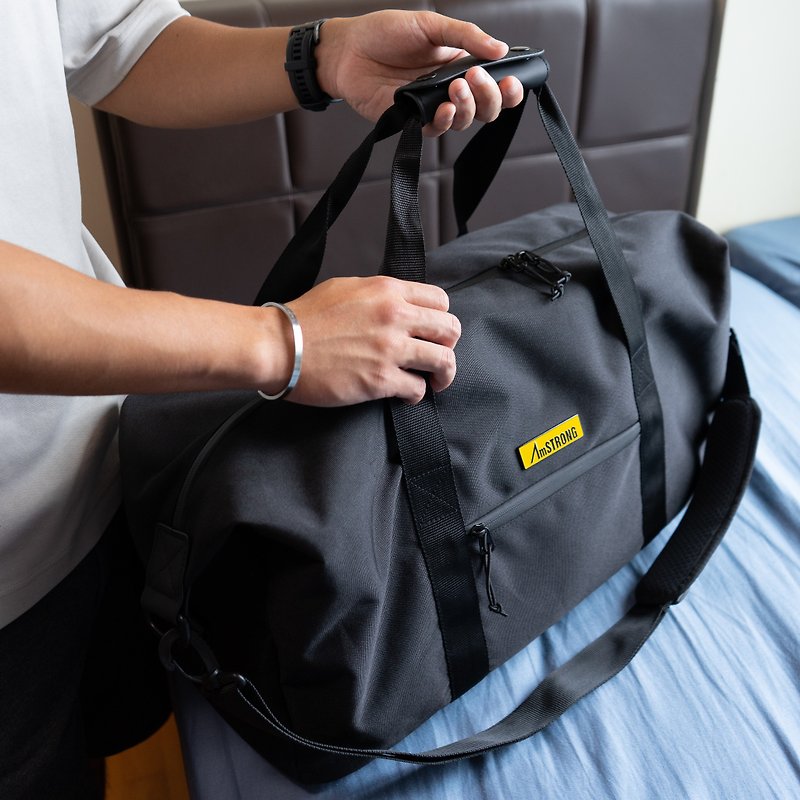 【香港设计】运动日常系列 02-WEEKENDER 旅行包 - 手拿包 - 聚酯纤维 黑色