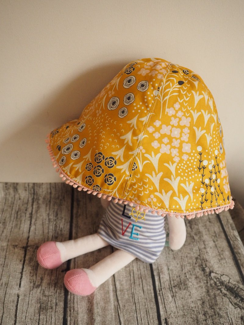 双面姜黄小白花图案帽子 适合婴儿小孩成人 新手妈妈亲子礼物 - 婴儿帽/发带 - 棉．麻 多色