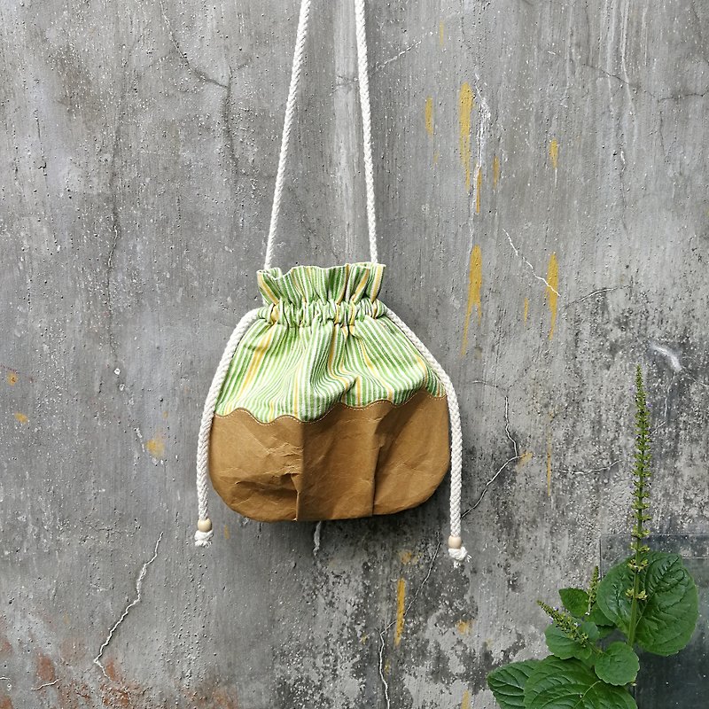【随性涂系列】绿黄条纹 棉绳束口斜背包 - 侧背包/斜挎包 - 纸 绿色