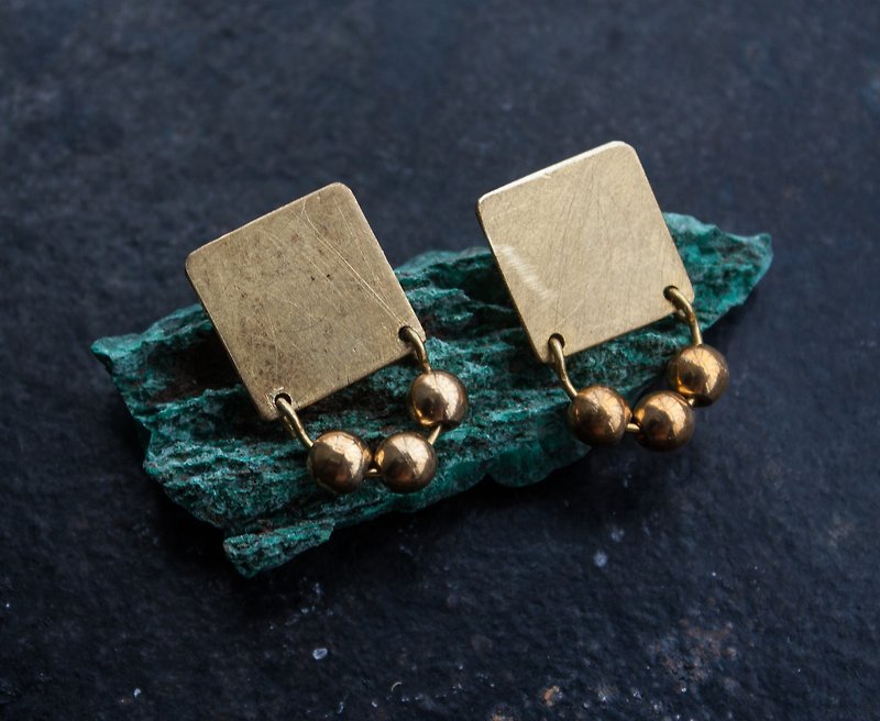 方片铜珠耳环 - 可做夹式耳环 - 耳环/耳夹 - 其他材质 咖啡色