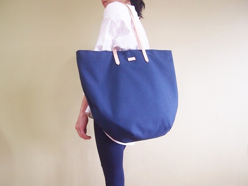 Summer Tote Bag with Leather Strap - Navy Blue / Turquoise Beach Tote Bag - 手提包/手提袋 - 棉．麻 蓝色
