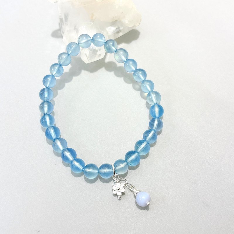 Ops Kyanite bracelet - 蓝晶石/蓝纹玛瑙/拉长石/海水蓝宝/纯银 - 手链/手环 - 其他金属 蓝色